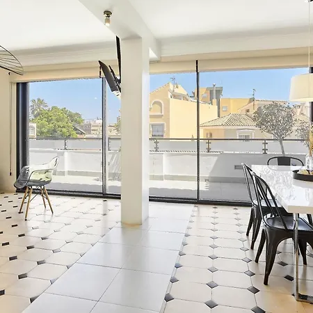 Villa In Center New Salt Water Pool *