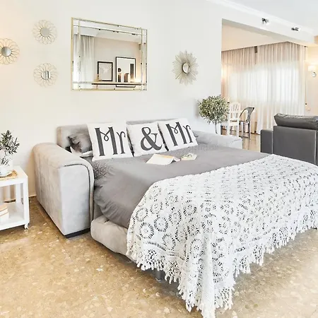 In Center New Salt Water Pool * Fuengirola