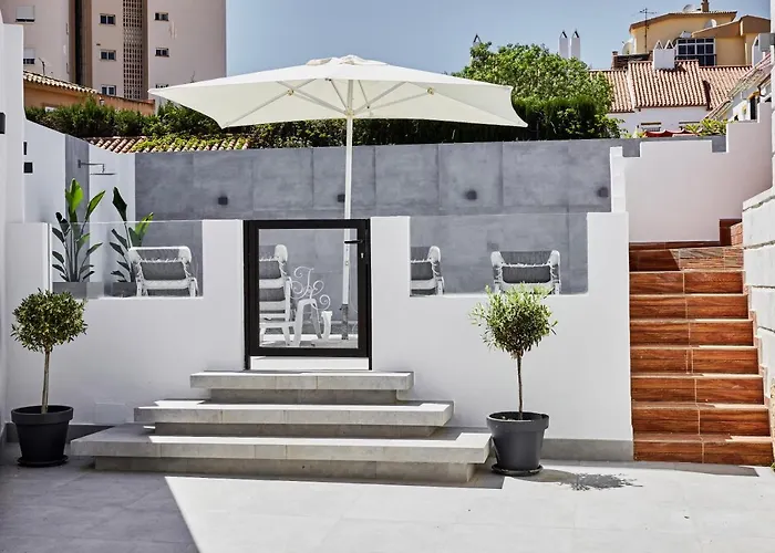 In Center New Salt Water Pool Fuengirola