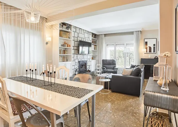 In Center New Salt Water Pool Fuengirola