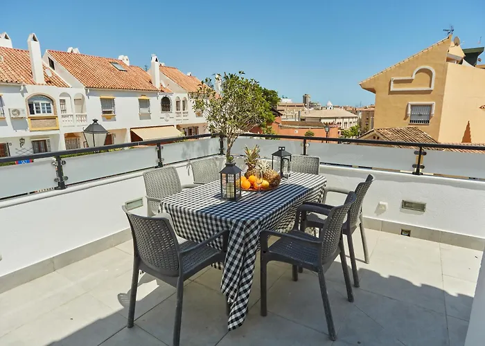 Villa In Center New Salt Water Pool Fuengirola