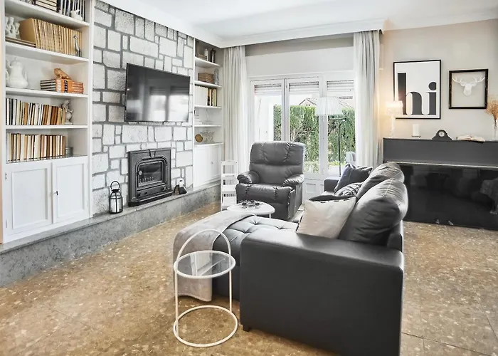 In Center New Salt Water Pool