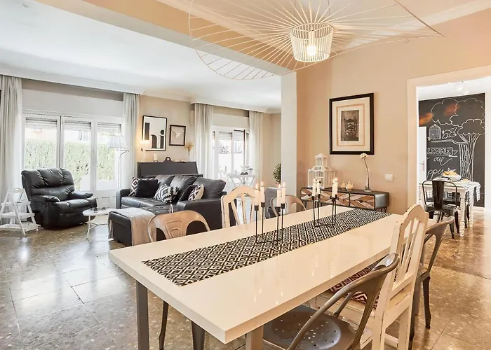 In Center New Salt Water Pool *