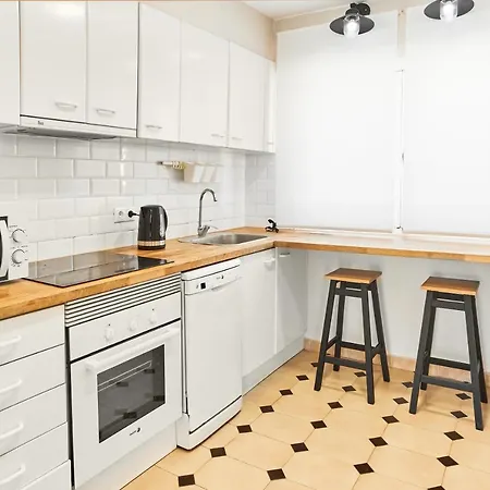 빌라 In Center New Salt Water Pool 푸엔히롤라